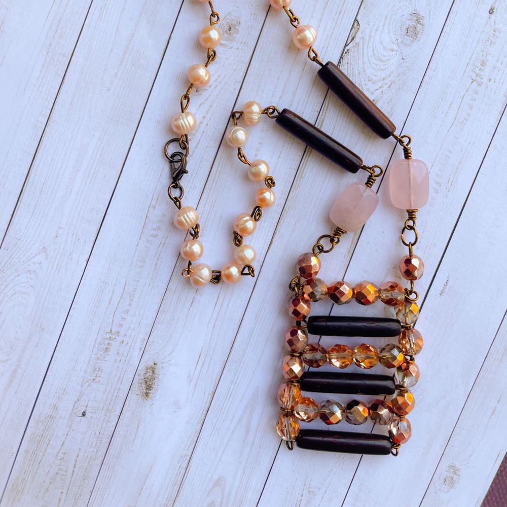 Rose quartz fresh water pearl necklace